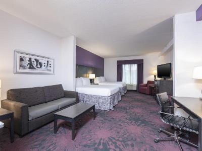 Express & - Polaris, An Ihg Columbus